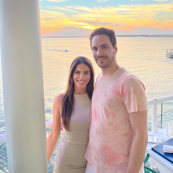 Express Men’s Tee - Picture 3 of 3